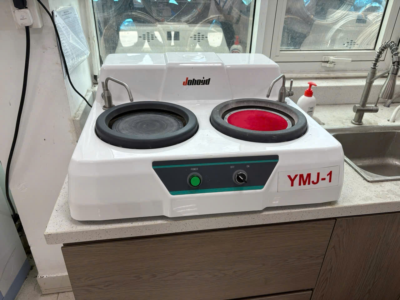 Polishing machine.jpg